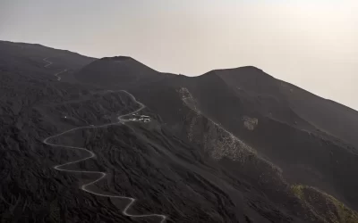 The 2001 eruption of Etna