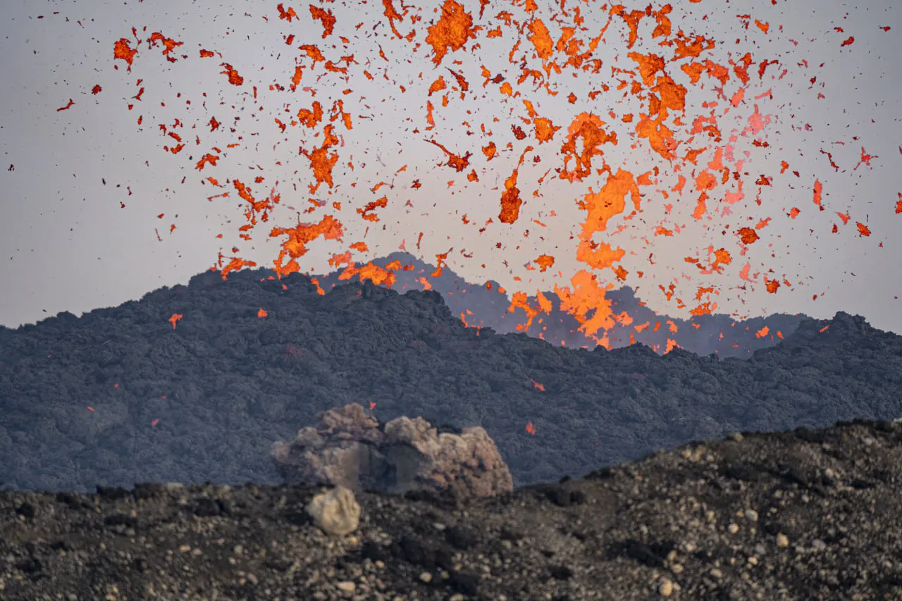 Etna Eruzione Voragine